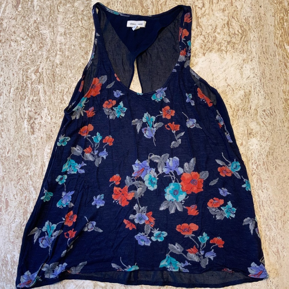 Silence and Noise Tank Top